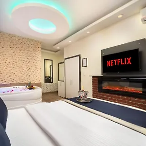 & Hotel